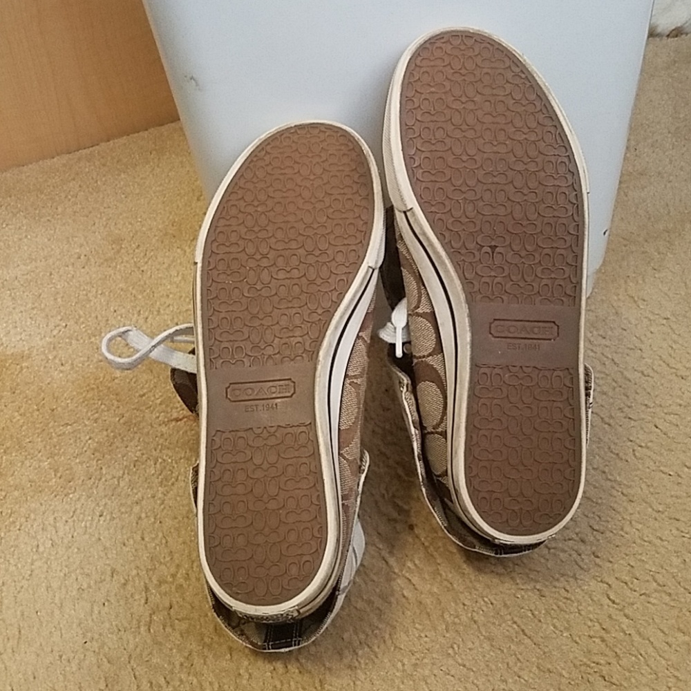 Coach shoes - Picture 3 of 6